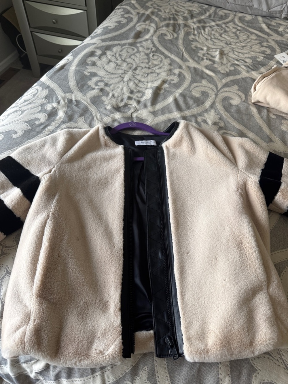 Women's Cream Cozy Zip-Front Jacket with Black Trim
